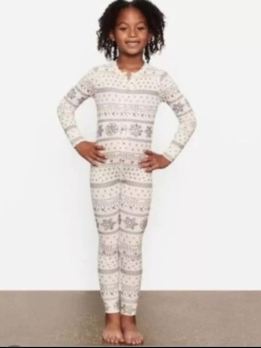 SKIMS Logo Pointelle Cream Fair Isle Kids Pajamas Size 4